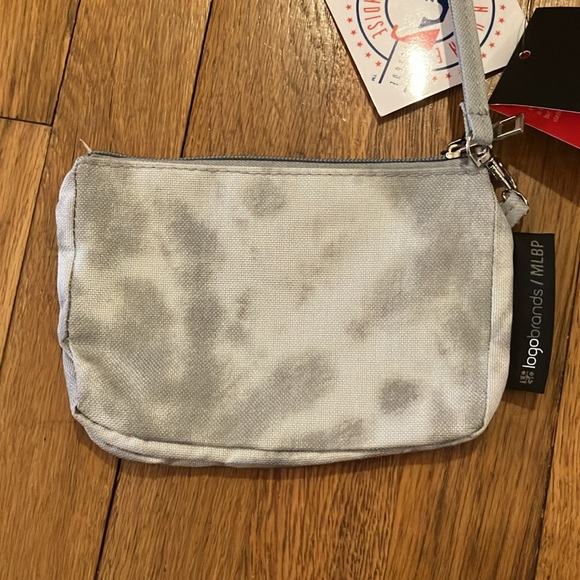 NWT Tie Dyed Grey New York Mets Fabric Wristlet - Picture 8 of 8